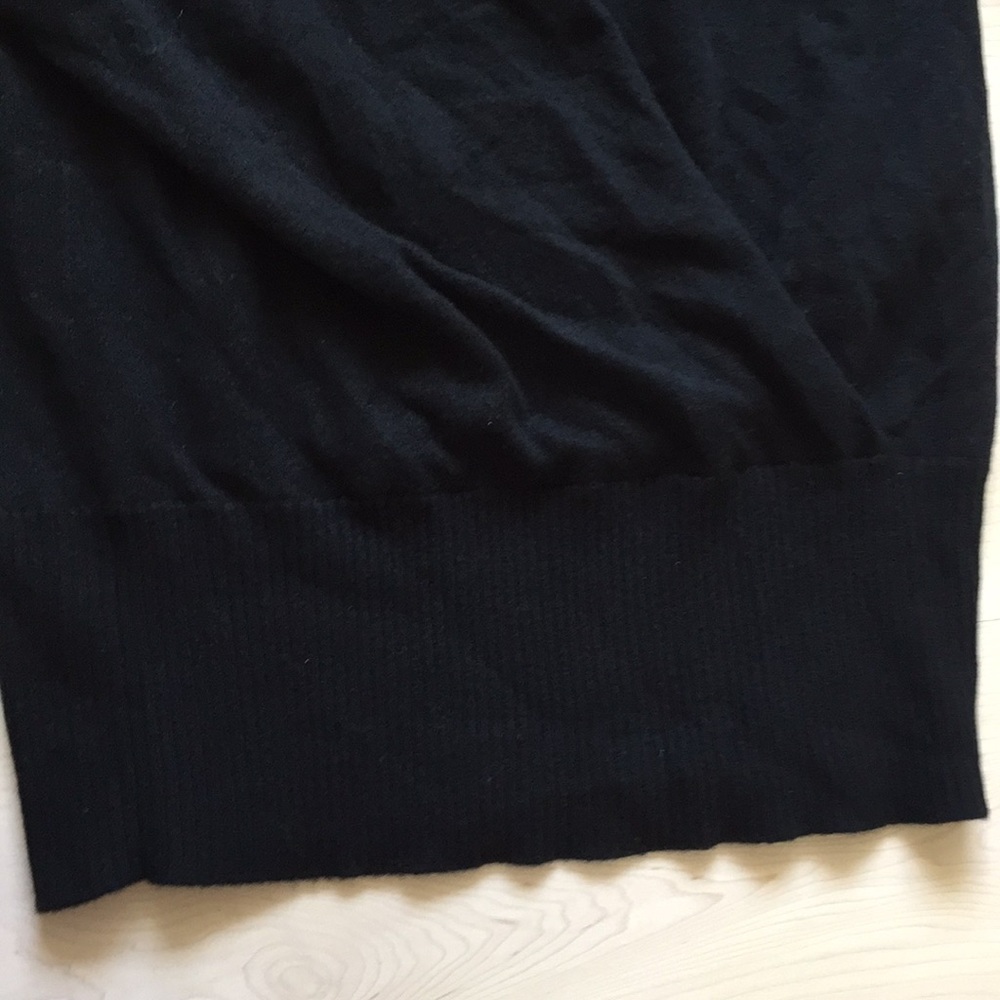 New 100% cashmere black shawl collar sweater S/M - Picture 3 of 8